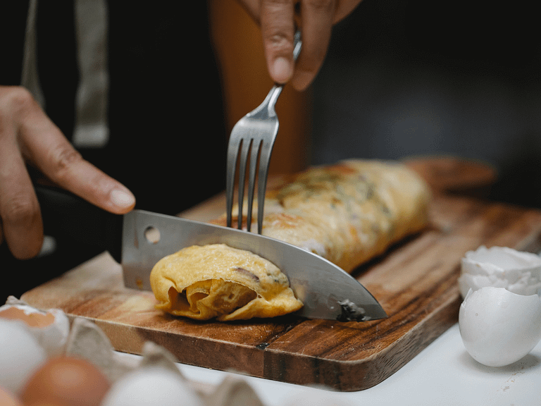 Egg white roll